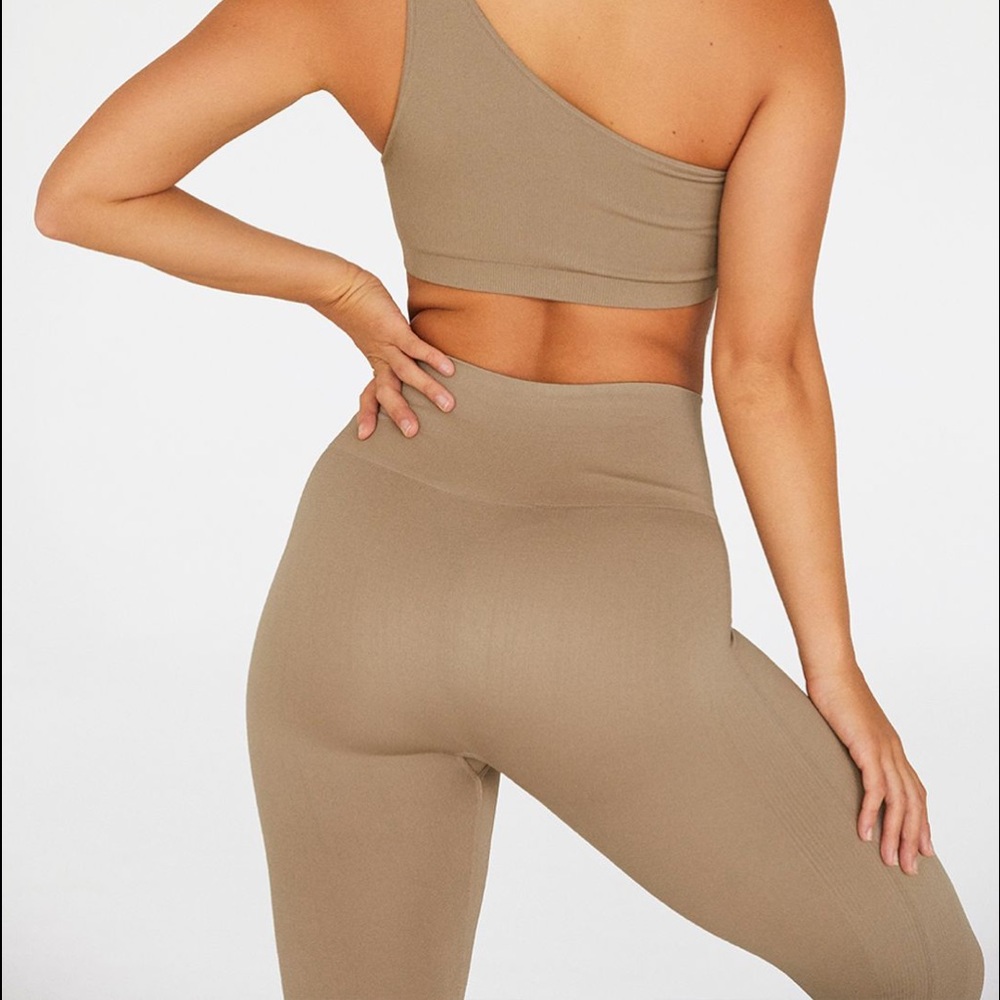 Set Active Set - image 1